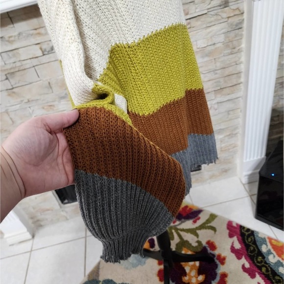 BLU PEPPER color block chevron‎ boho destroyed sweater size 2X - Picture 4 of 8